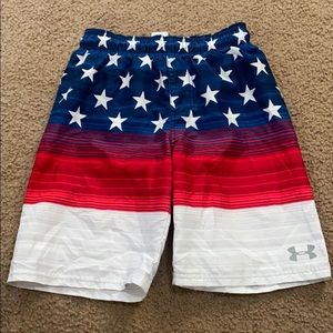 Boy’s swim trunks UA youth medium